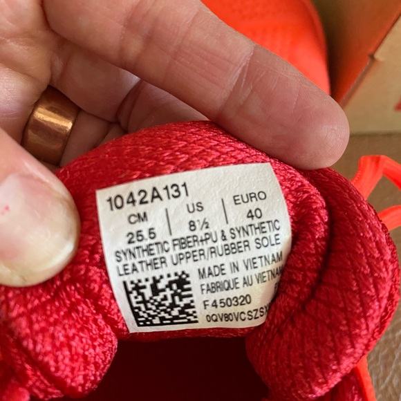 ASICS Women`s Rush Pro size 8-1/2 - Picture 6 of 7